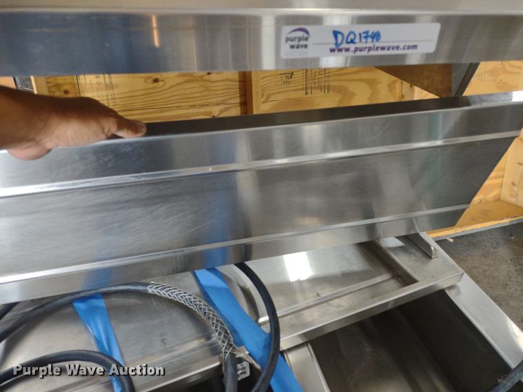 image for item DQ1740 Restaurant equipment