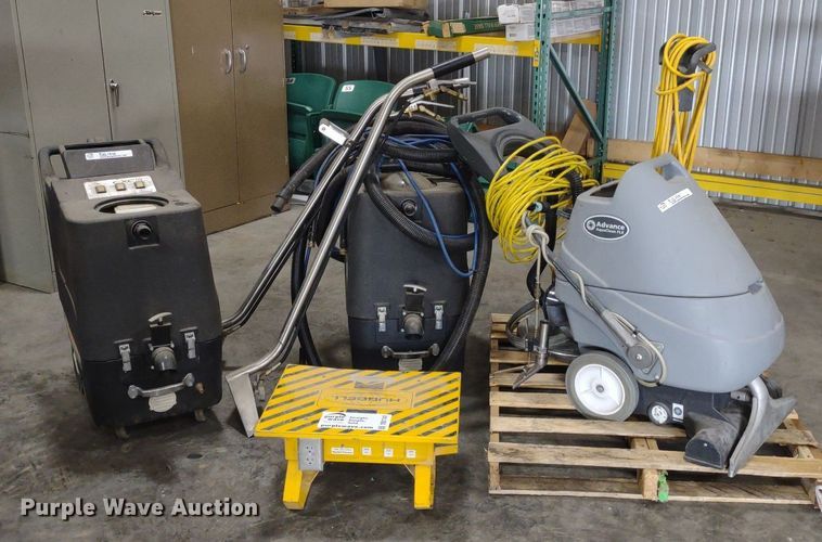 image for item DQ1741 Floor cleaning equipment