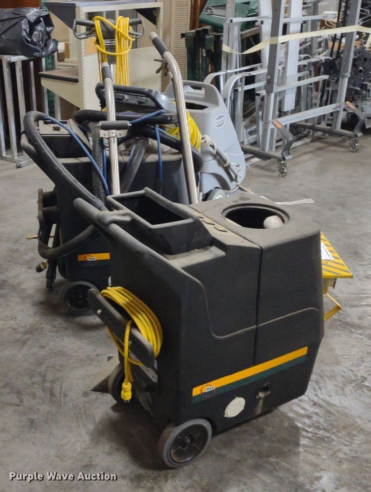 image for item DQ1741 Floor cleaning equipment