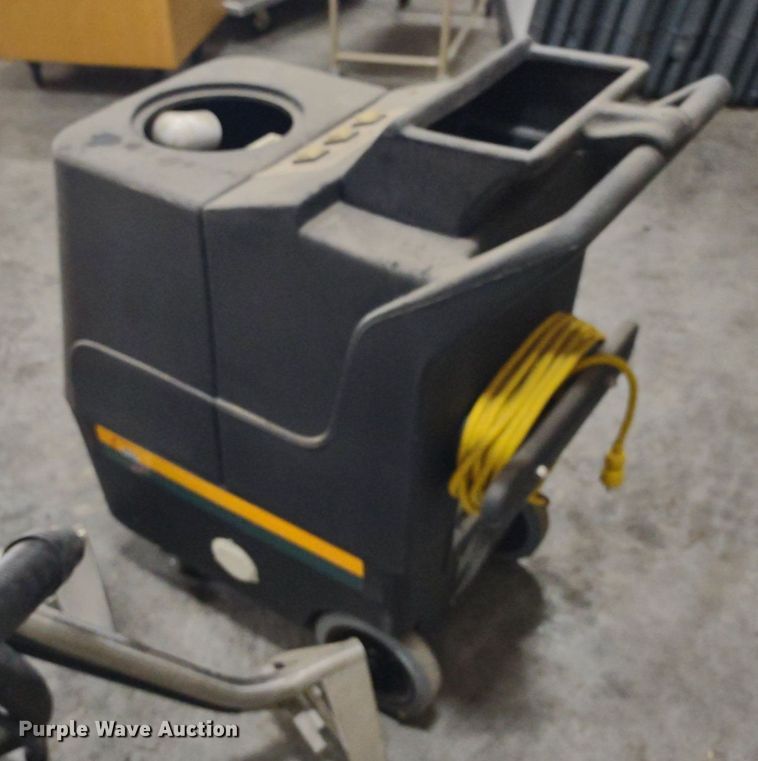 image for item DQ1741 Floor cleaning equipment