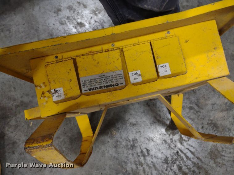 image for item DQ1741 Floor cleaning equipment