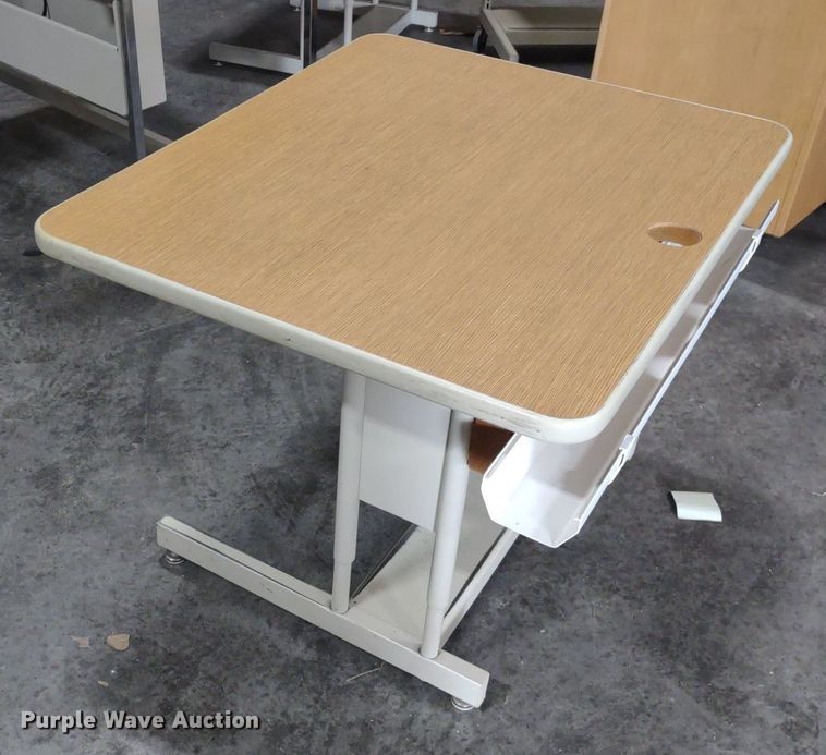 image for item DQ1742 Furniture