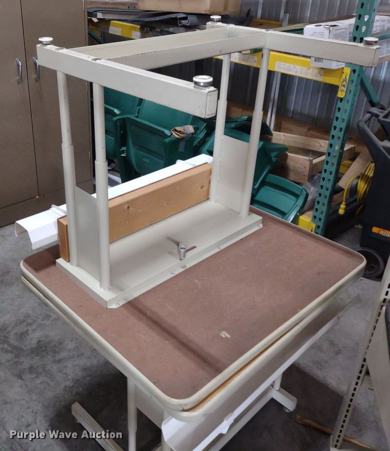 image for item DQ1742 Furniture