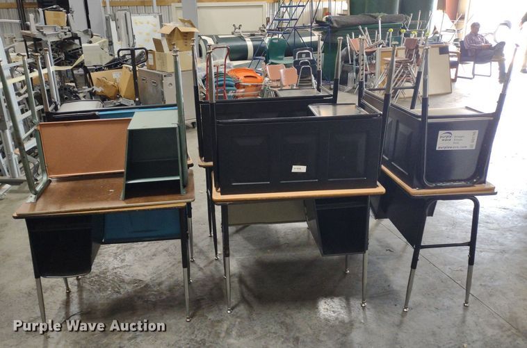 image for item DQ1743 (11) desks