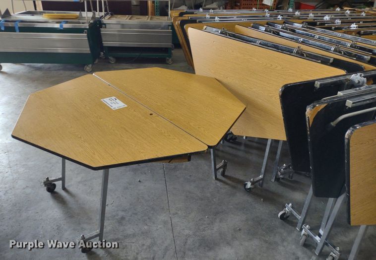 image for item DQ1748 Approximately 26 folding tables