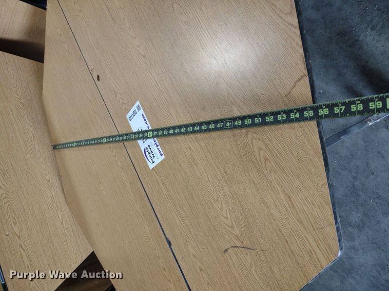 image for item DQ1748 Approximately 26 folding tables