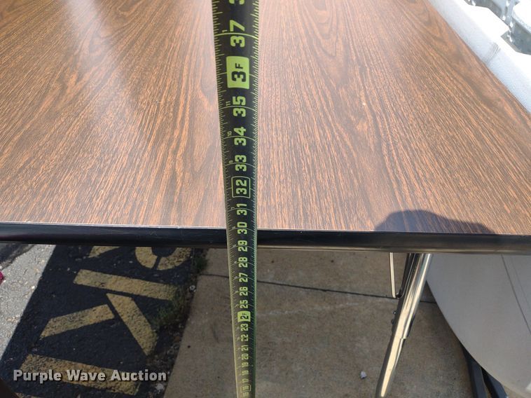 image for item DQ1749 Approximately 21 tables