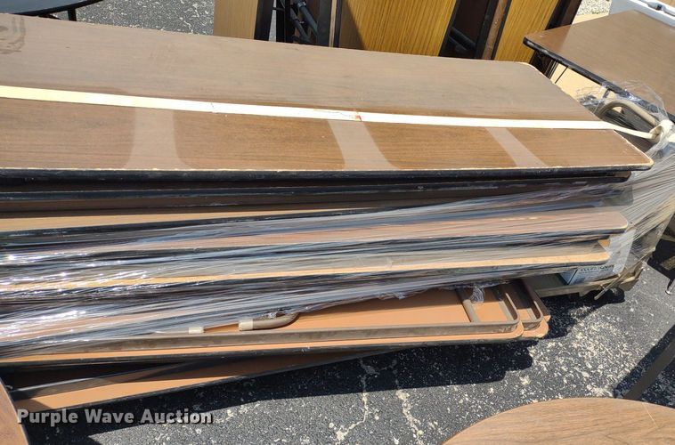 image for item DQ1749 Approximately 21 tables