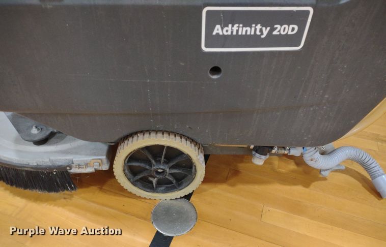 image for item DQ1751 Floor cleaning equipment