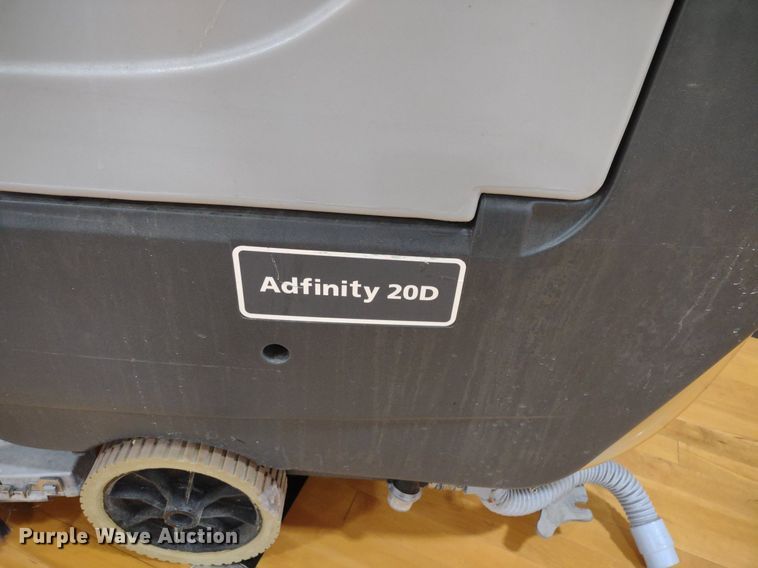 image for item DQ1751 Floor cleaning equipment