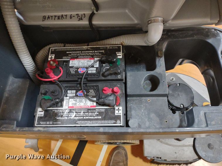 image for item DQ1751 Floor cleaning equipment