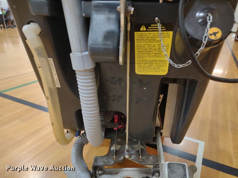 image for item DQ1751 Floor cleaning equipment