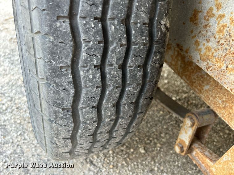 image for item DR4622 2013 H&H CA Series  enclosed cargo trailer