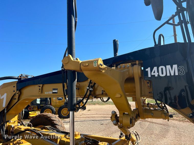 image for item DR5724 2018 Caterpillar 140M3  motor grader