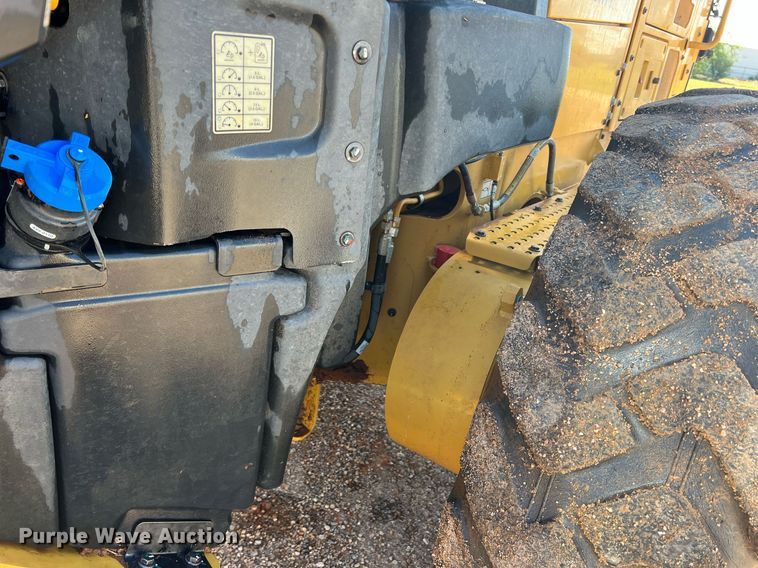 image for item DR5724 2018 Caterpillar 140M3  motor grader