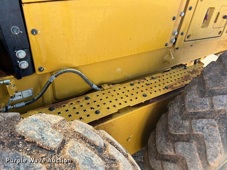 image for item DR5724 2018 Caterpillar 140M3  motor grader