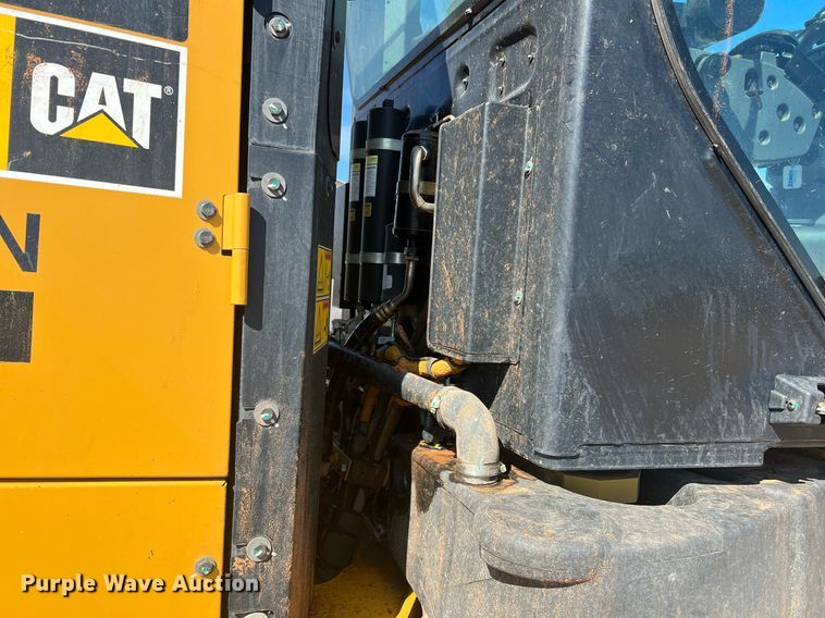 image for item DR5724 2018 Caterpillar 140M3  motor grader