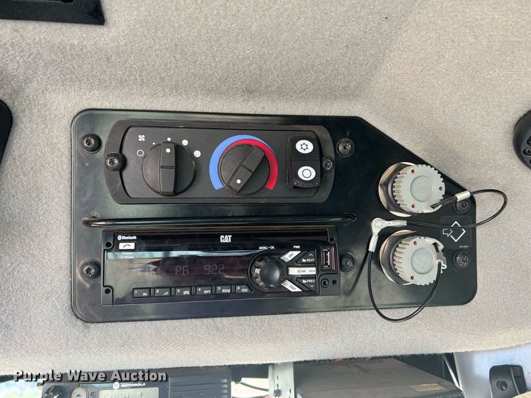 image for item DR5724 2018 Caterpillar 140M3  motor grader