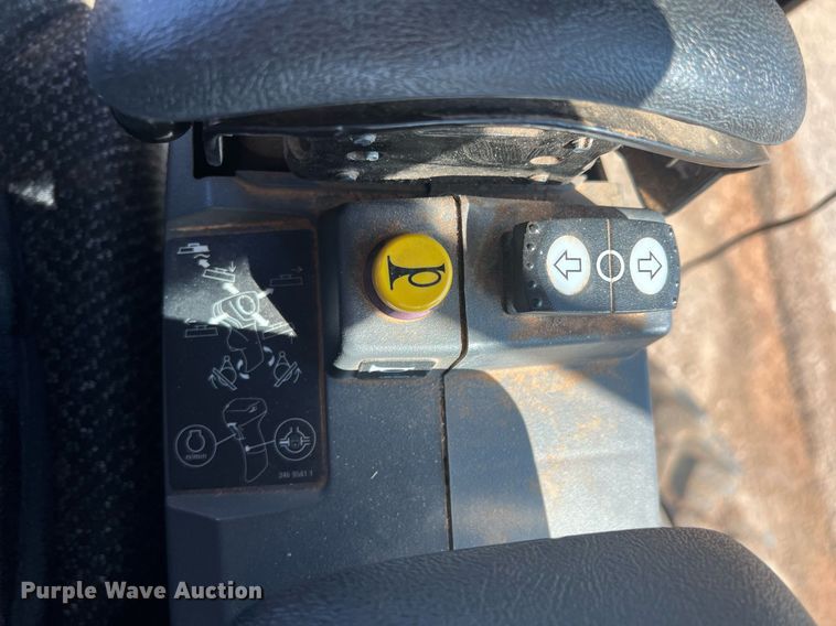 image for item DR5724 2018 Caterpillar 140M3  motor grader