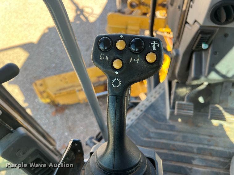 image for item DR5724 2018 Caterpillar 140M3  motor grader