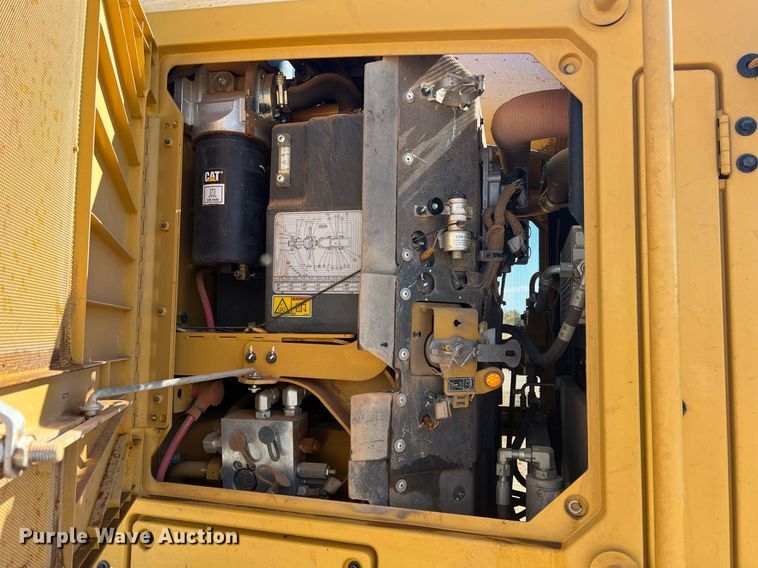 image for item DR5724 2018 Caterpillar 140M3  motor grader