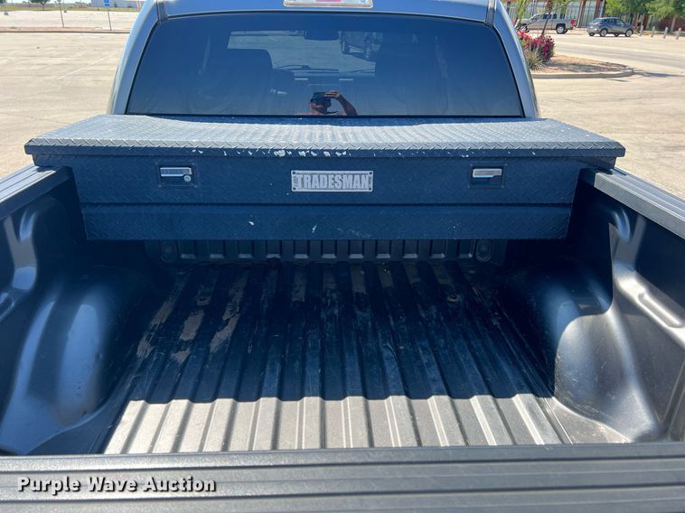 image for item DR5725 2012 Ford F150  SuperCrew pickup truck