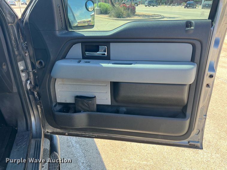 image for item DR5725 2012 Ford F150  SuperCrew pickup truck