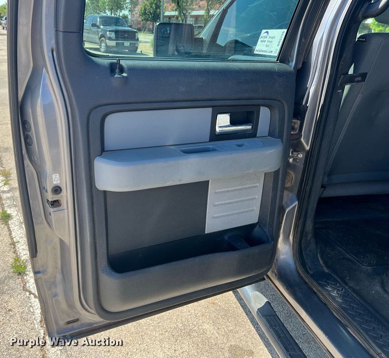 image for item DR5726 2014  Ford F150  SuperCrew pickup truck