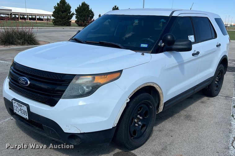 image for item DR5727 2013 Ford Explorer Police  SUV