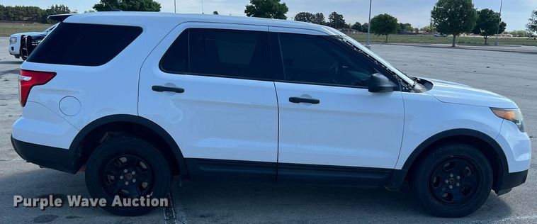 image for item DR5727 2013 Ford Explorer Police  SUV