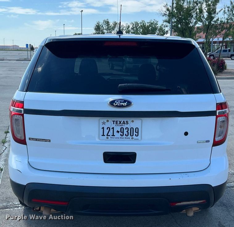 image for item DR5727 2013 Ford Explorer Police  SUV