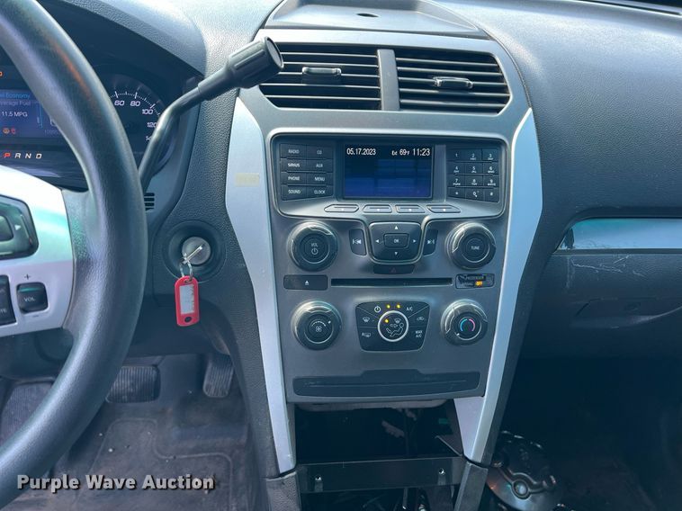 image for item DR5727 2013 Ford Explorer Police  SUV