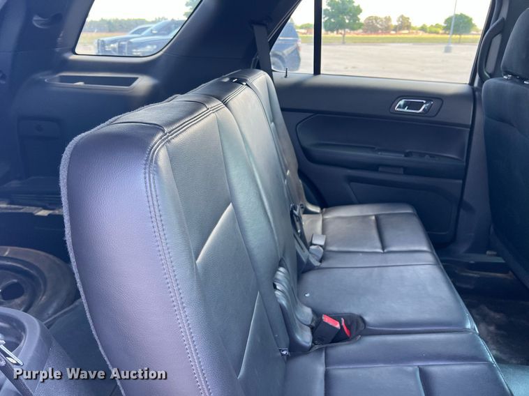 image for item DR5727 2013 Ford Explorer Police  SUV