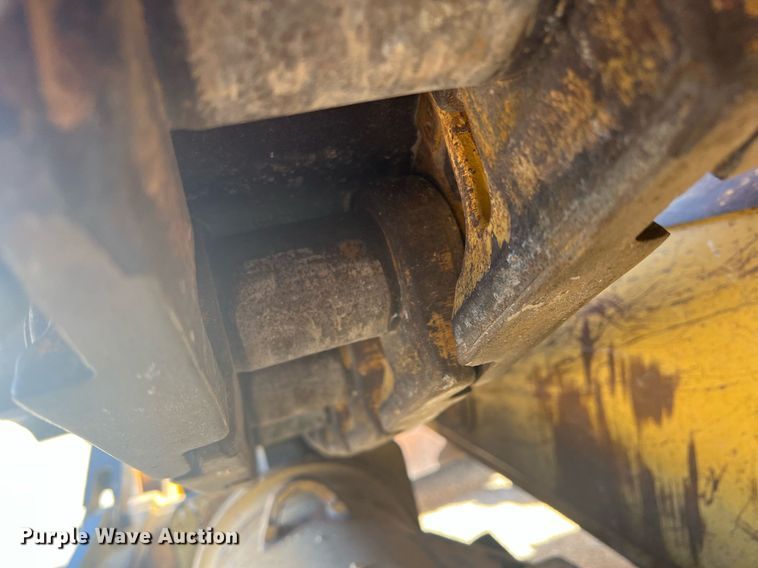 image for item DR5741 1998 Caterpillar D6R  dozer