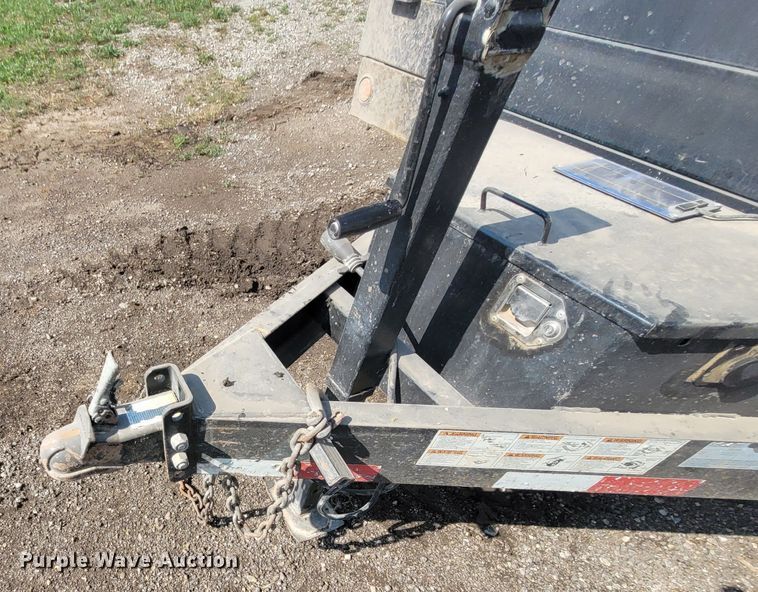 image for item FC9213 2009 Load Trail  dump trailer