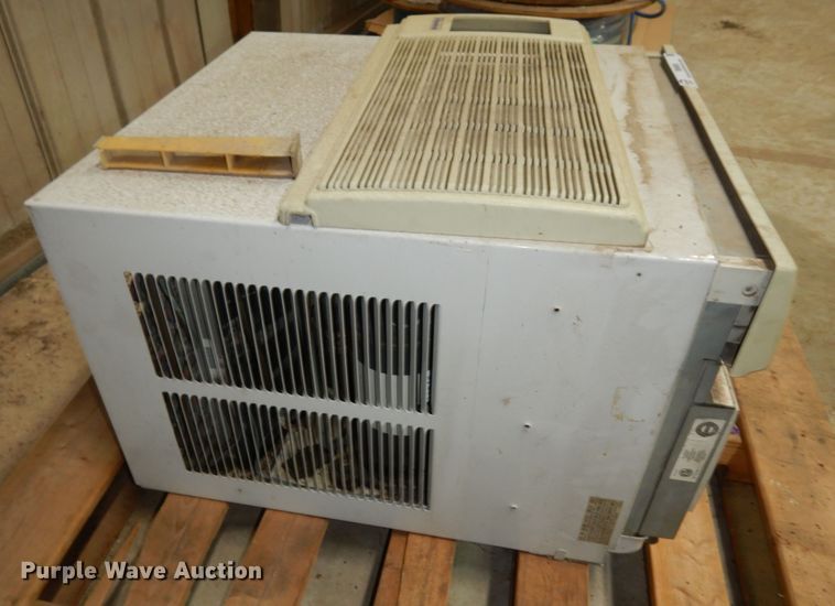 image for item IB9806 Friedrich  window AC unit