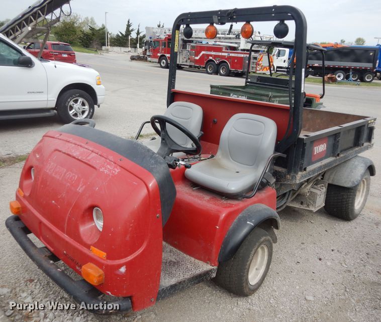 image for item IB9846 2004 Toro Workman 3100  utility vehicle