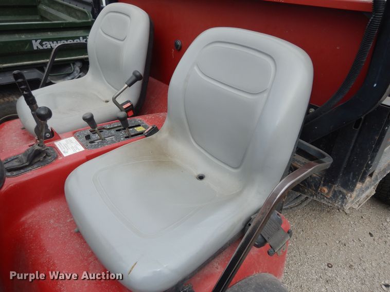 image for item IB9846 2004 Toro Workman 3100  utility vehicle