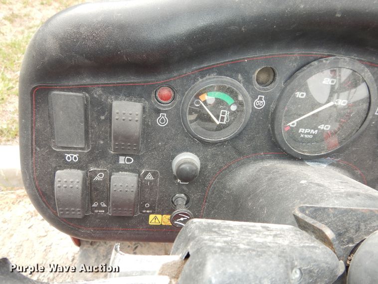 image for item IB9846 2004 Toro Workman 3100  utility vehicle