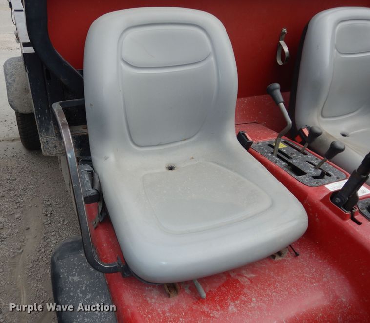 image for item IB9846 2004 Toro Workman 3100  utility vehicle