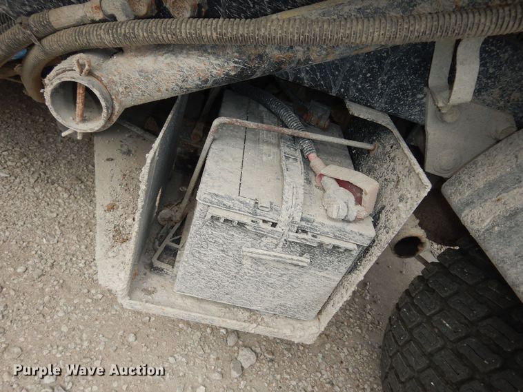 image for item IB9846 2004 Toro Workman 3100  utility vehicle