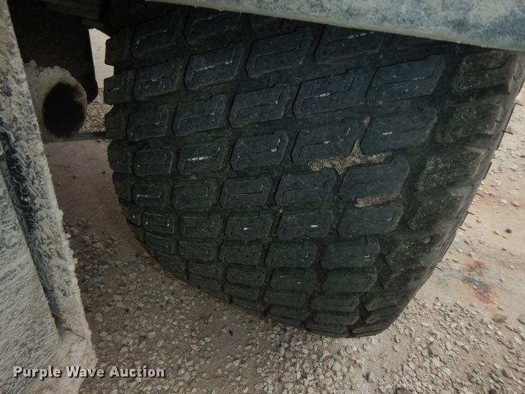 image for item IB9846 2004 Toro Workman 3100  utility vehicle