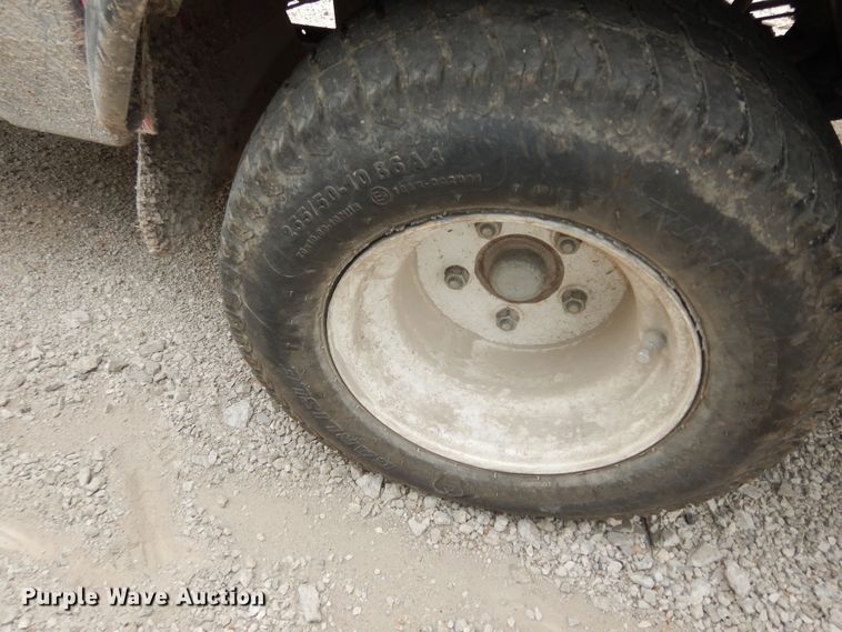 image for item IB9846 2004 Toro Workman 3100  utility vehicle