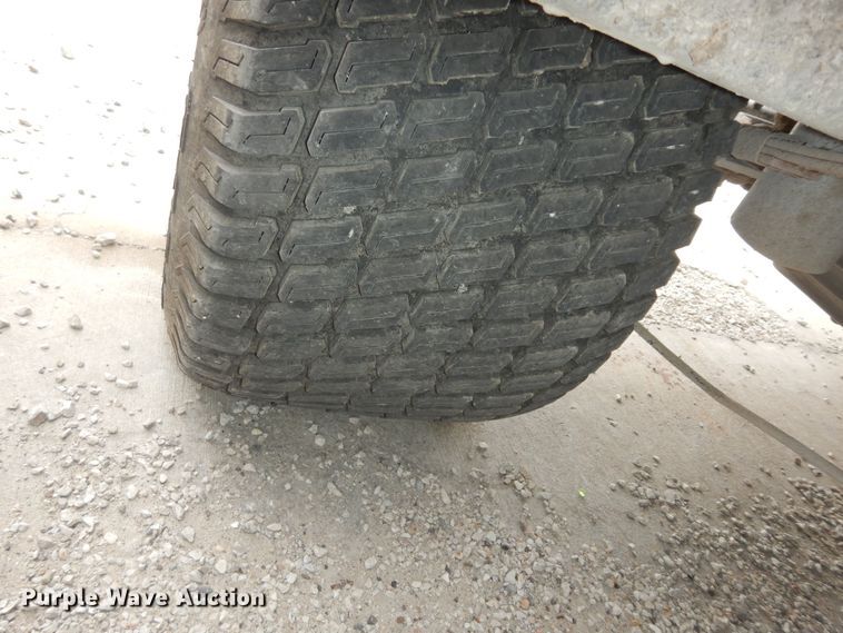 image for item IB9846 2004 Toro Workman 3100  utility vehicle