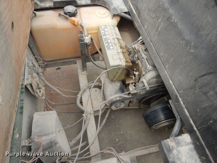 image for item IB9847 1999 Ez-go Workhorse  golf cart