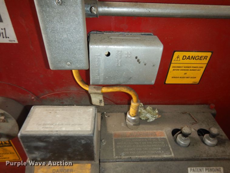 image for item IB9873 Oil burning furnace