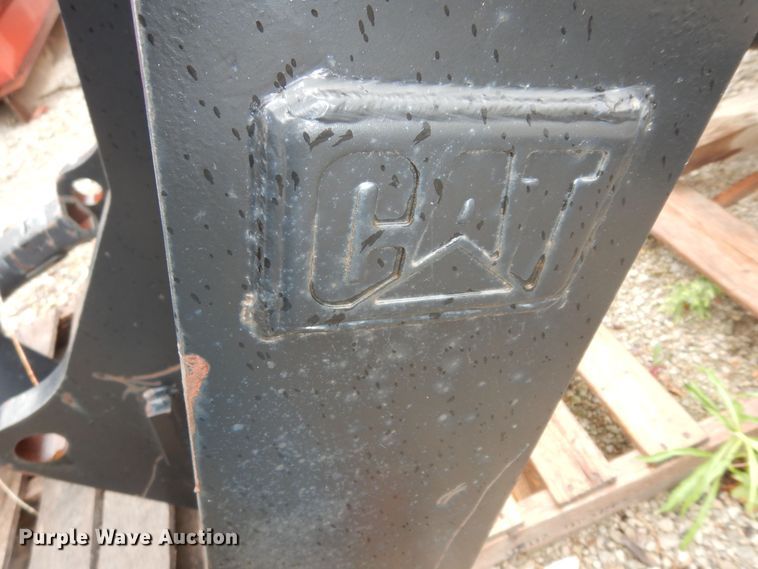 image for item IB9875 (2) bale spears