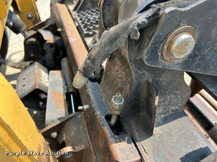 image for item II9018 2013 Caterpillar 236B3  skid steer loader