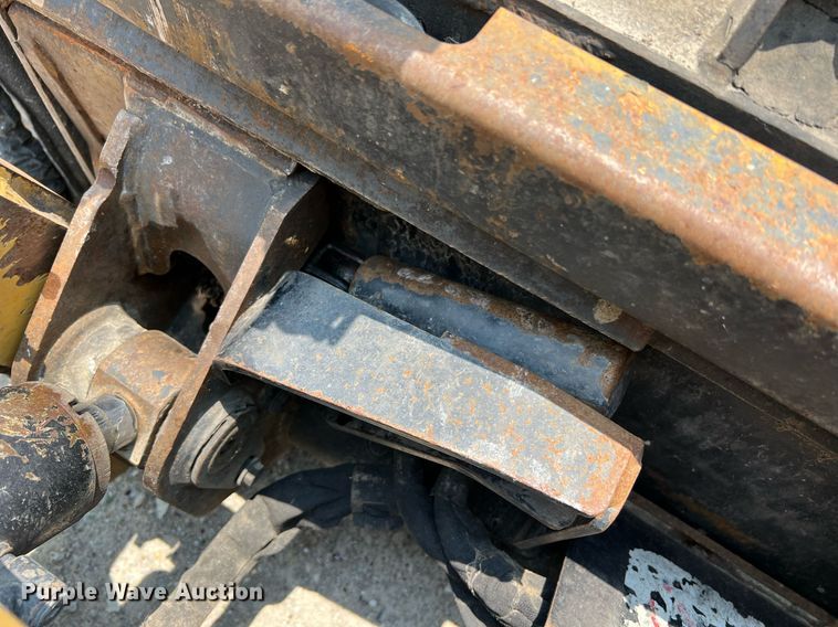 image for item II9018 2013 Caterpillar 236B3  skid steer loader