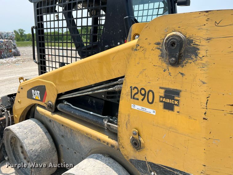 image for item II9018 2013 Caterpillar 236B3  skid steer loader